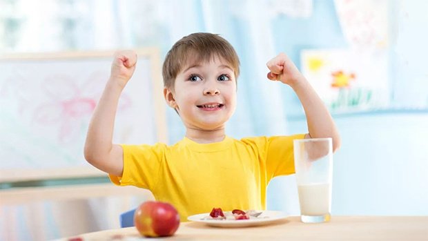 Vì sao nhiều mẹ lựa chọn sữa Nan Nga Optipro cho giai đoạn ăn dặm?